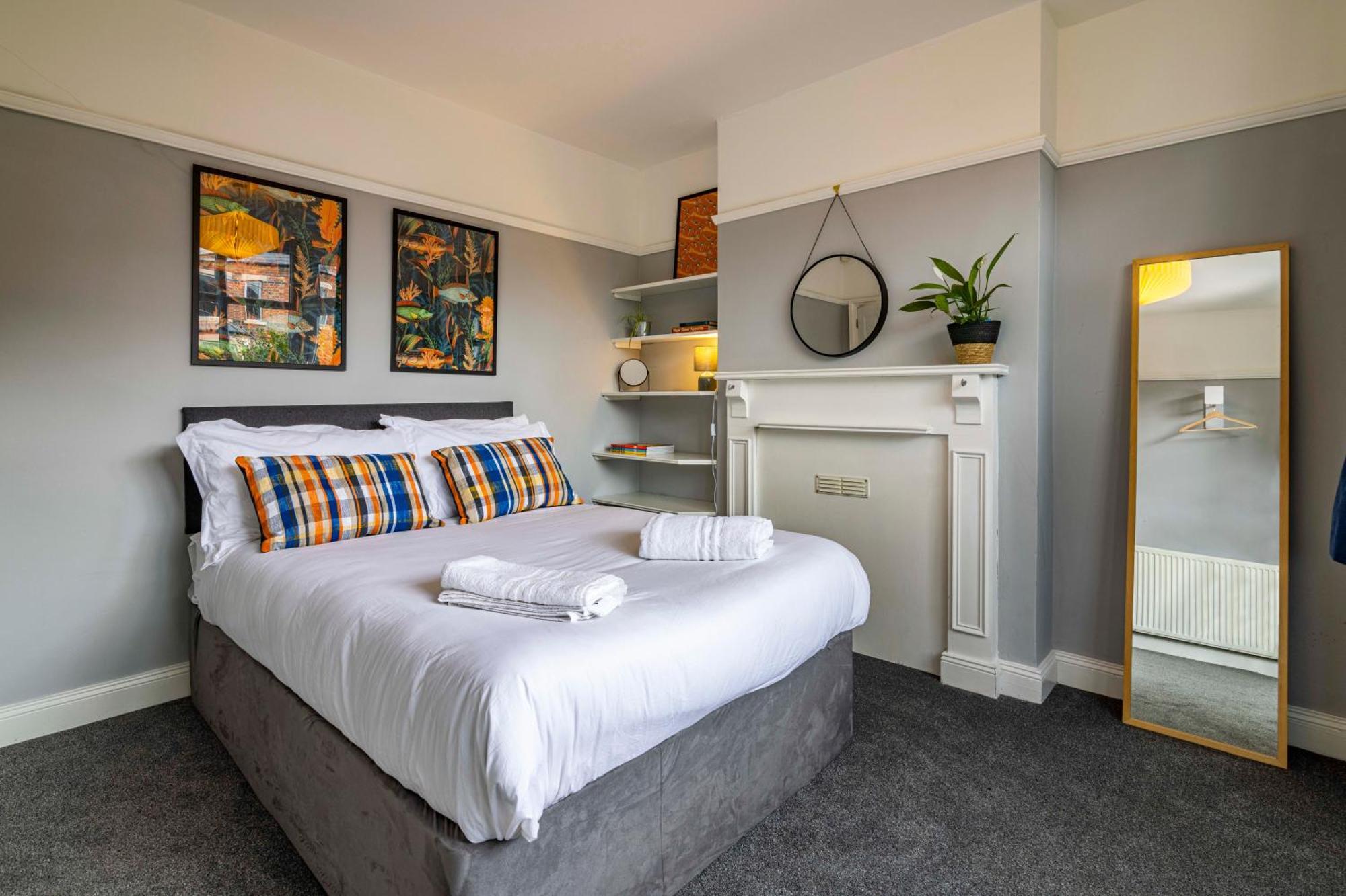 Lovely 4Bdr Home- Off Street Parking Sleeps 7 Nottingham Eksteriør billede