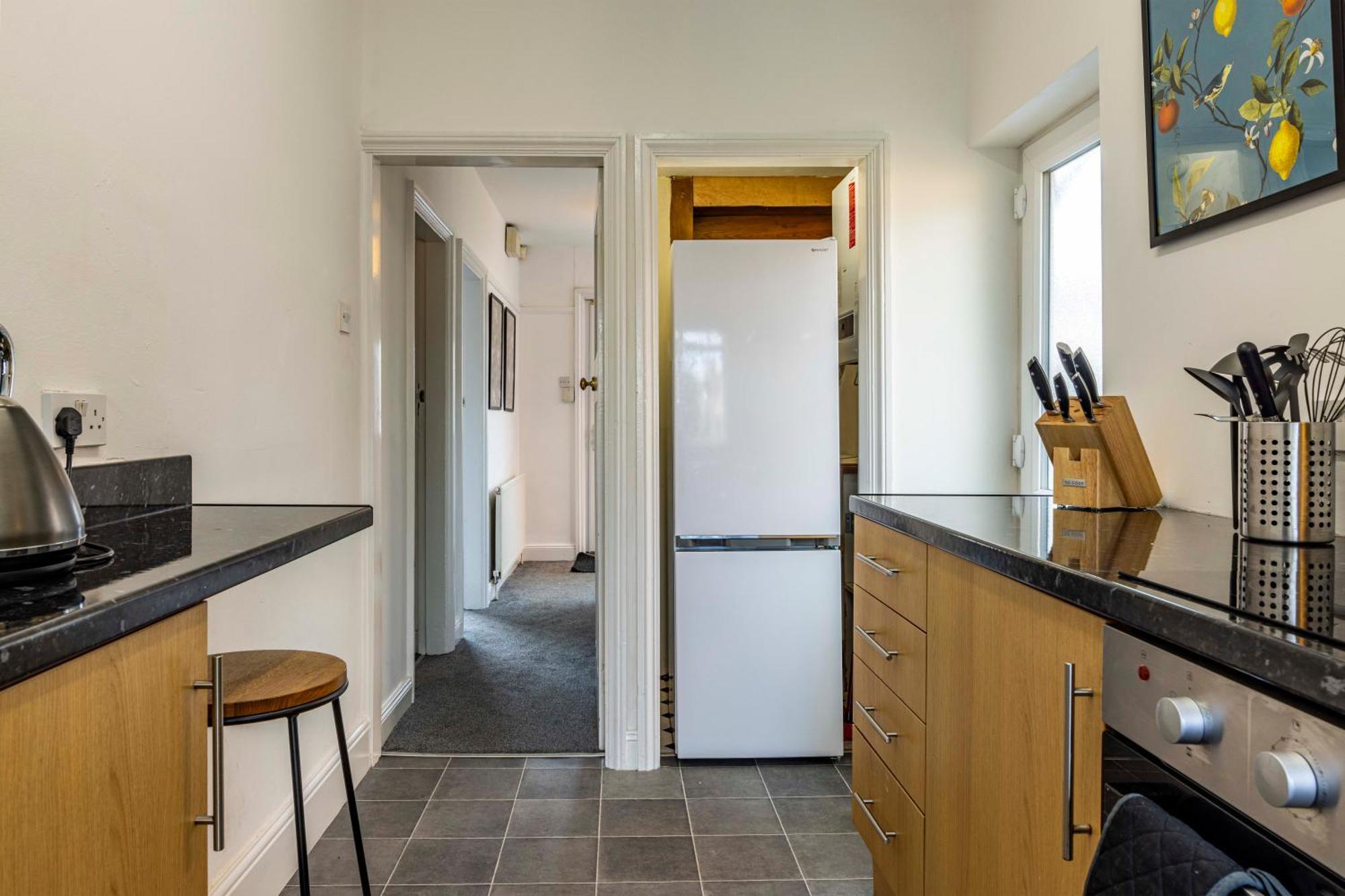 Lovely 4Bdr Home- Off Street Parking Sleeps 7 Nottingham Eksteriør billede