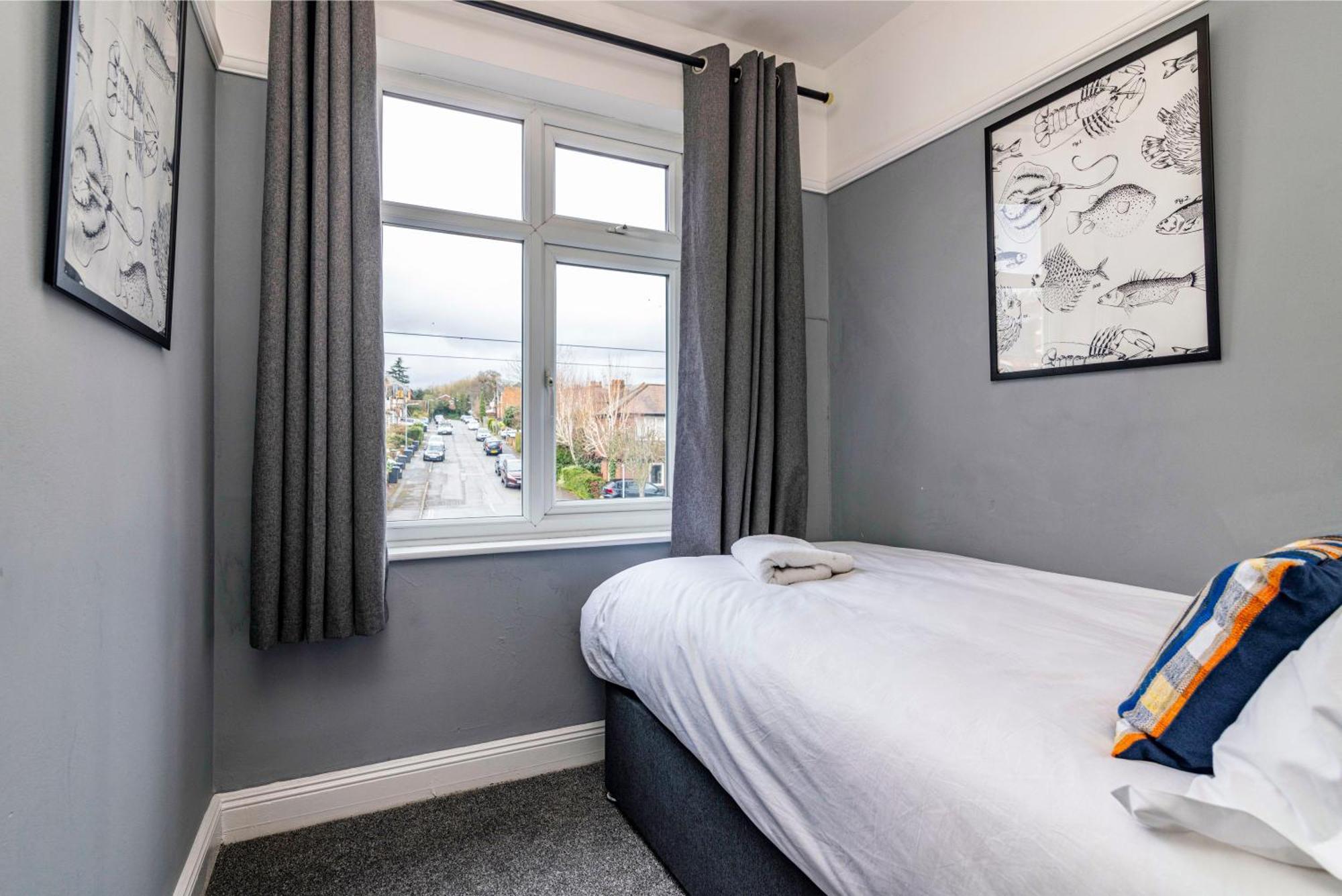 Lovely 4Bdr Home- Off Street Parking Sleeps 7 Nottingham Eksteriør billede