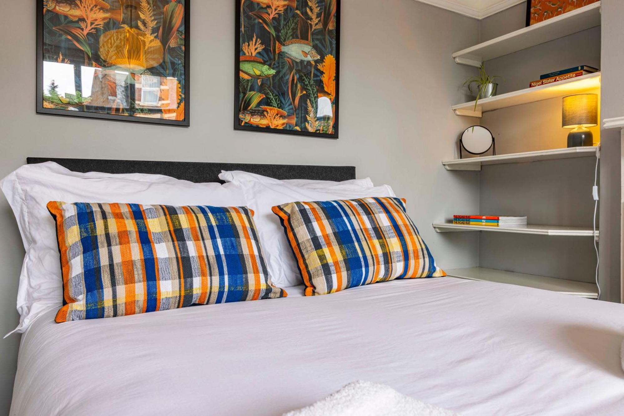 Lovely 4Bdr Home- Off Street Parking Sleeps 7 Nottingham Eksteriør billede