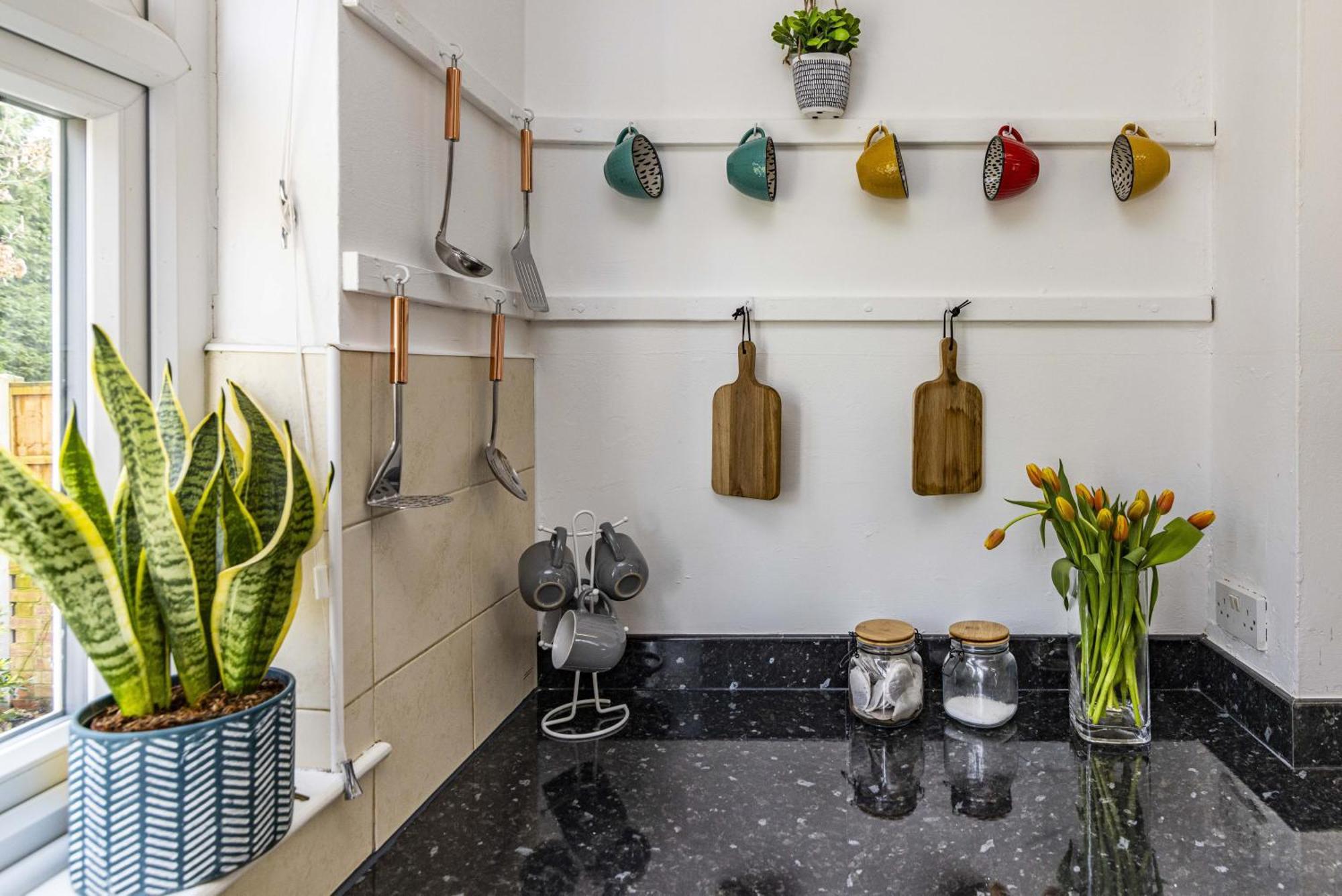 Lovely 4Bdr Home- Off Street Parking Sleeps 7 Nottingham Eksteriør billede